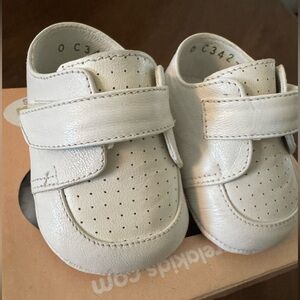 NEW Karela Kids baby shoes
